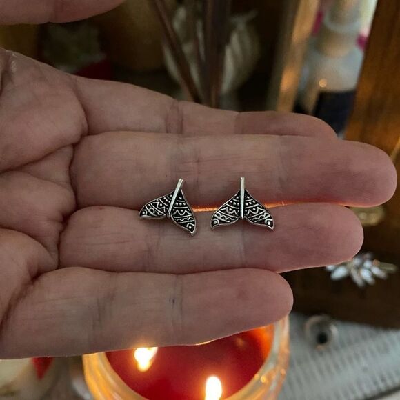 Sterling Silver Boho Whale’s Tail Stud Earrings - Picture 4 of 4